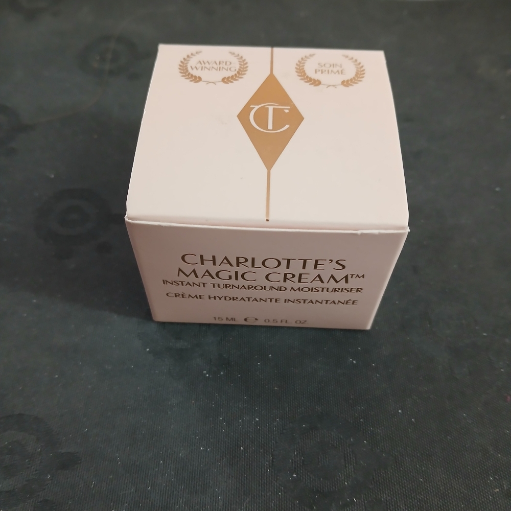 Charlotte Tilbury Magic Cream Travel Size NIB